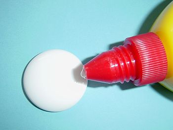 Клей универсальный "Высоко Вязкий" морозостойкий Клей универсальный "Высоко Вязкий" морозостойкий